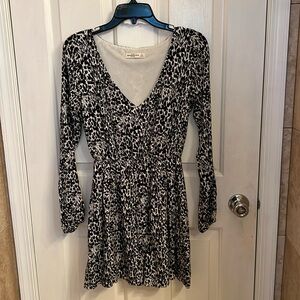 Long sleeve leopard print dress
